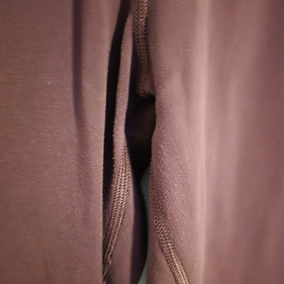 TNA Burgundy Leggings - Picture 2 of 8